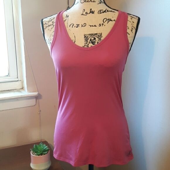 UNDER ARMOUR PINK FITTED HEAT GEAR TANK TOP S/P/P - Picture 1 of 4